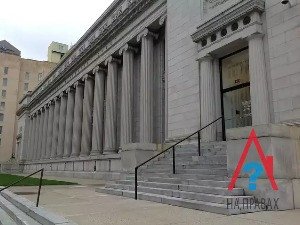 Когда необходимо вступать в наследство через суд